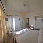 Sophi's L & Апартаменты *
