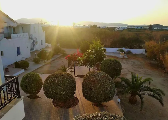 Sophi's L & דירה Agia Anna (Naxos)