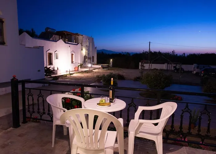 דירה Sophi's L & *