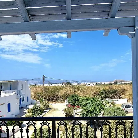 Sophi's L & Apartment